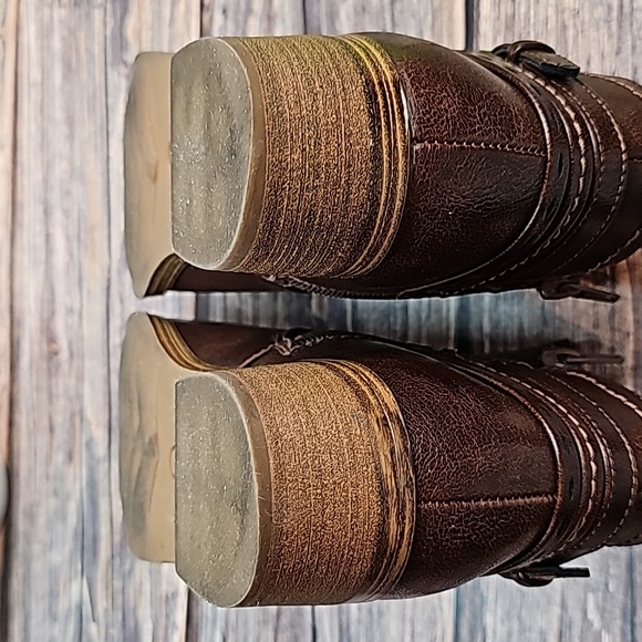 BARETRAPS MEDLEY DARK BROWN LEATHER ANKLE ZIP BOOTIES - Picture 11 of 14